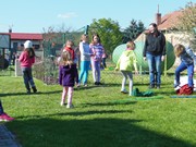 Čarodějnické odpoledne s rodiči na školní zahradě